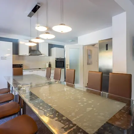 Σπίτι διακοπών House Moderna 2