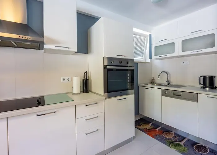 House Moderna 2 בית נופש