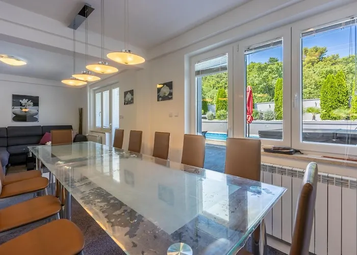 House Moderna 2 * קריקווניצה