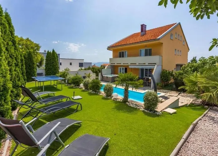 House Moderna 2 בית נופש *